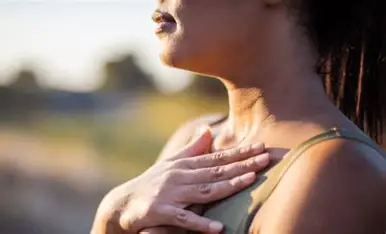 呼吸が浅くなると不調が増える？姿勢の乱れと身体の回復力の意外な関係