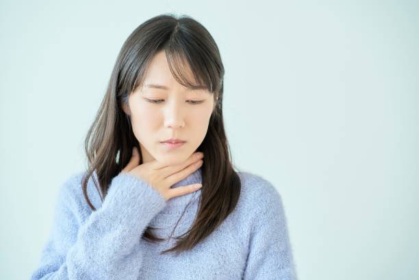 「喉に何か詰まっている感じがする…」その違和感は梅核気（ばいかくき）かもしれません